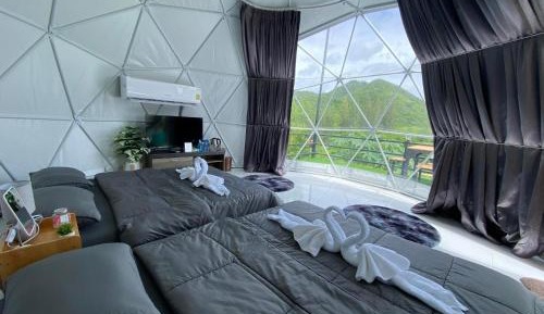 Deluxe Double Room with Two Double Beds