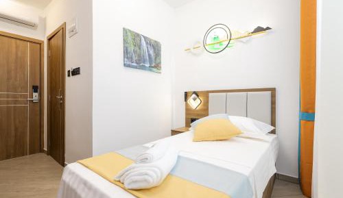 Deluxe Single Room