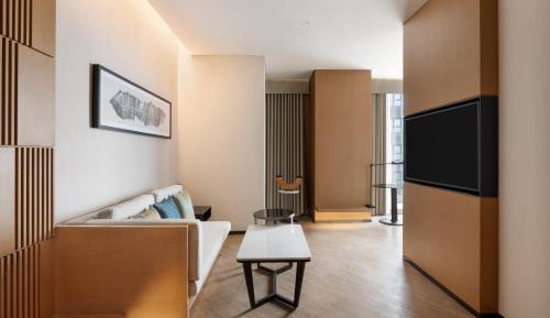Fairfield Business Suite