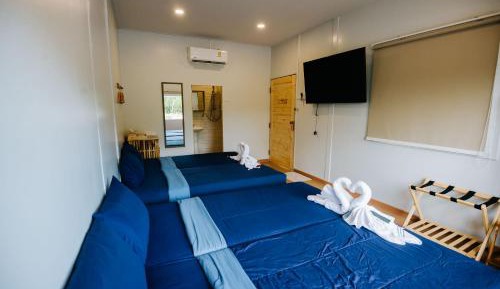 Classic Quadruple Room