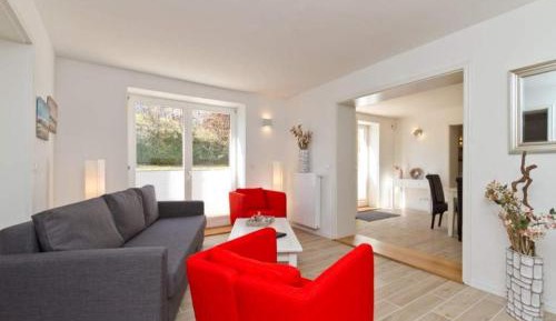 Two-Bedroom Apartment with Terrace