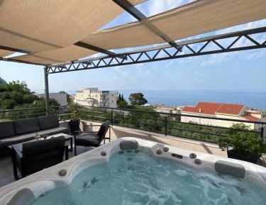 Apartment with Sea View