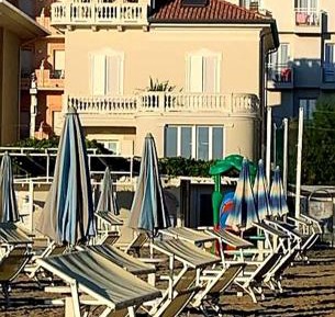 Junior Suite with Balcony