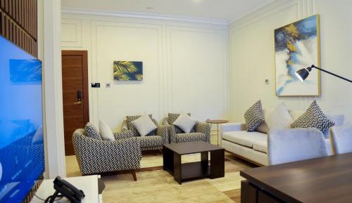 Deluxe Apartment