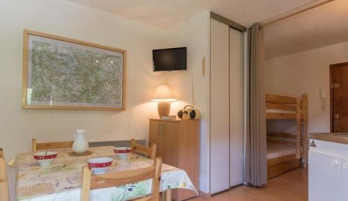 Apartment (4 Adults)
