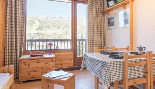 Apartment (3 Adults)