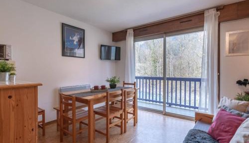Apartment (4 Adults)