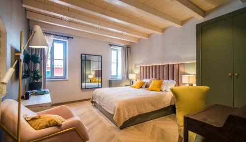 Deluxe Suite with Sea View (Annex building)