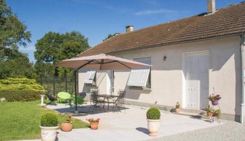 Holiday Home (6 Adults)