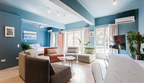 Apartment with Balcony