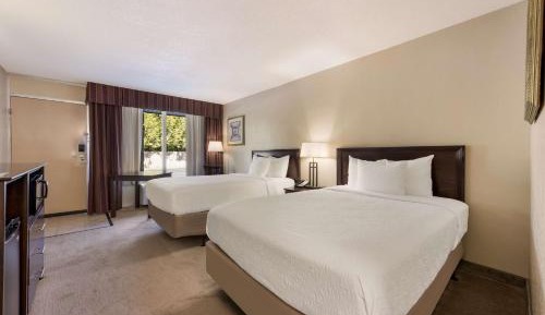 Double Room with Two Double Beds - Downstairs