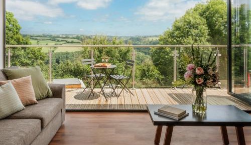 Three Bedroom Valley View Lodge