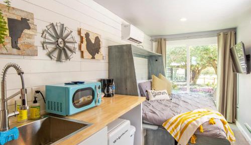 One-Bedroom House