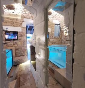 Suite with Private Pool