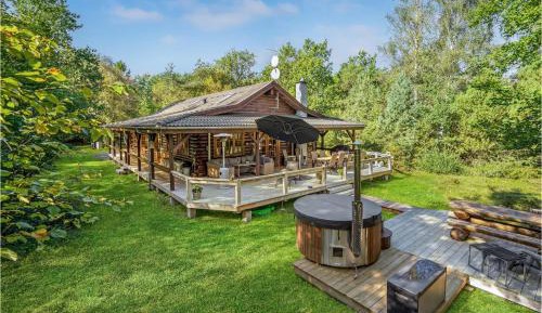 Four-Bedroom Holiday Home