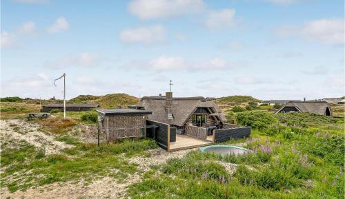 Two-Bedroom Holiday Home