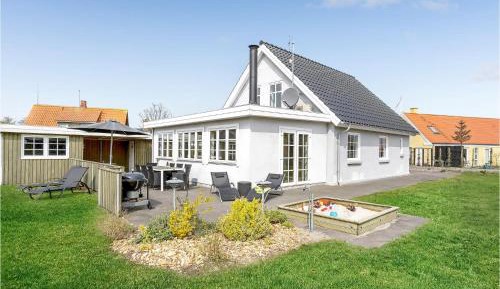 Four-Bedroom Holiday Home