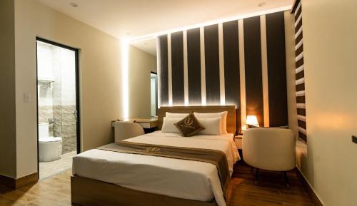 Standard King Room