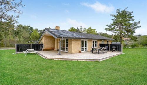 Four-Bedroom Holiday Home