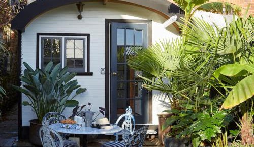 One-Bedroom House