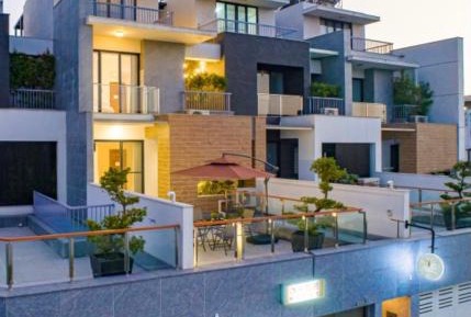 Standard Villa