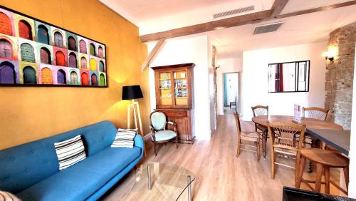 Three-Bedroom Apartment- no lift-3rd floor