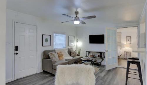 One-Bedroom House