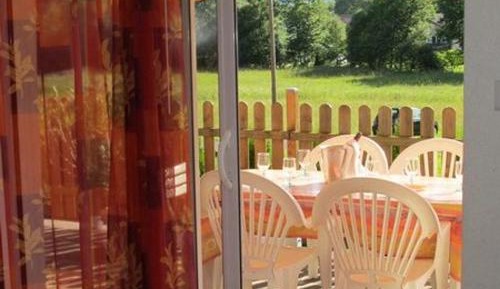 Holiday Home (8 Adults)