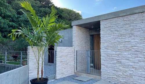 Villa - Beach Front