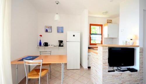 One-Bedroom Apartment - First Floor