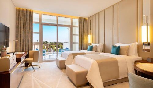 Deluxe Guest room, 2 Twin/Single Bed(s), Balcony
