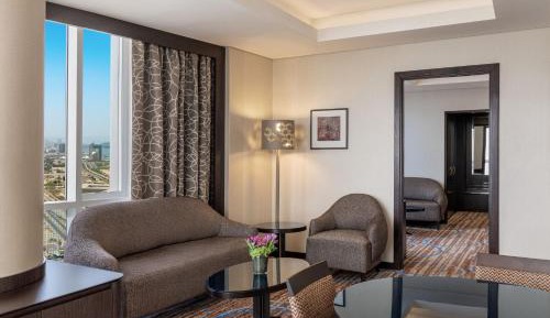 Business King Suite with View - High Floor