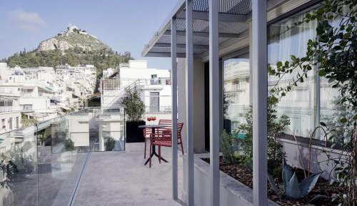 Penthouse Suite with Terrace and Lycabettus View