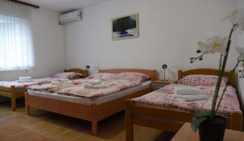 Classic Quadruple Room