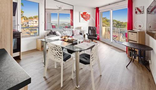 Apartment with Sea View