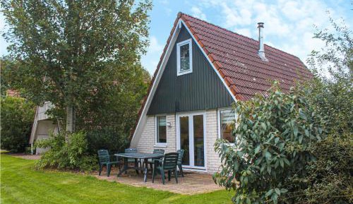 Three-Bedroom Holiday Home 
