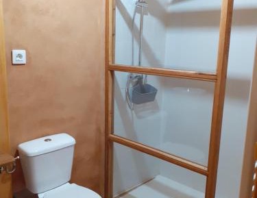 Apartment with Mountain View