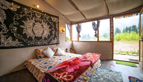 Double Room with Mountain View