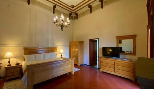 Superior Suite 2