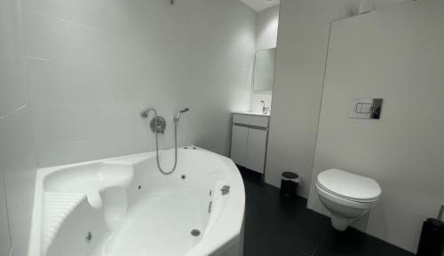 Deluxe Double Room with Bath