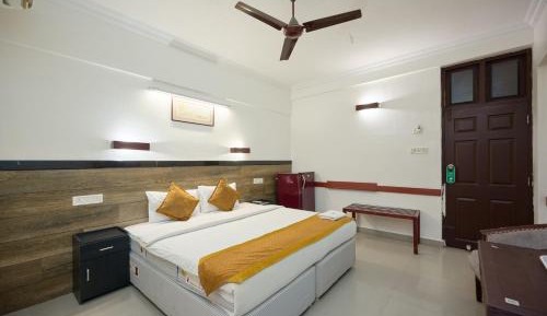 Double or Twin Room with Bathroom
