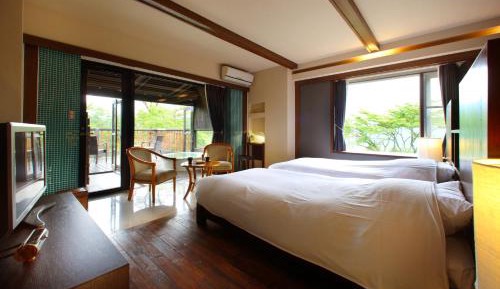 Superior Twin Room