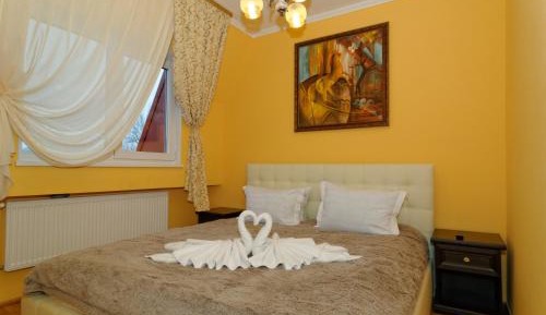 Suite with City View
