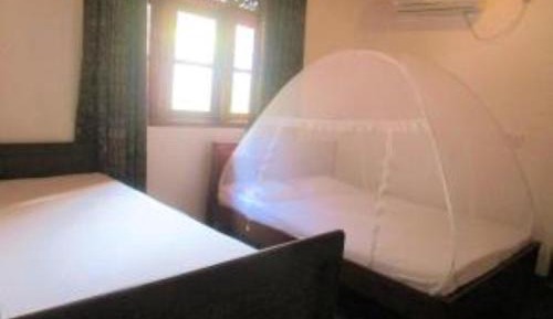 Mixed Dormitory Room