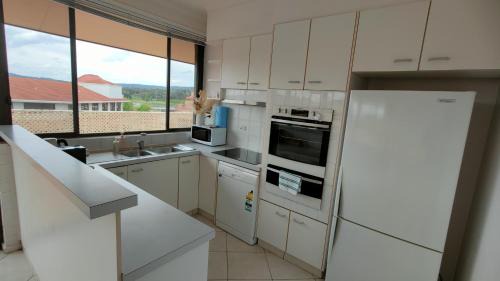 Apartment with Lake View