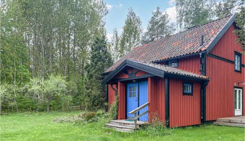 Four-Bedroom Holiday Home