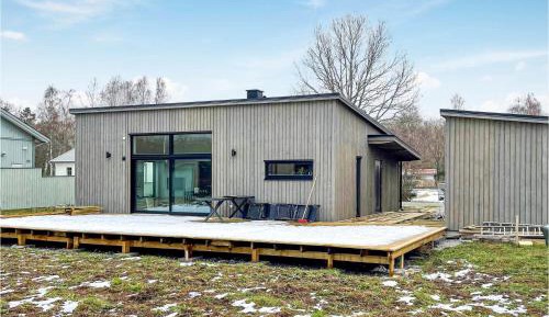 Three-Bedroom Holiday Home 
