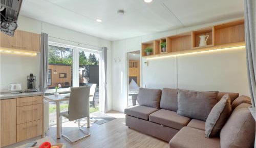 One-Bedroom Holiday Home