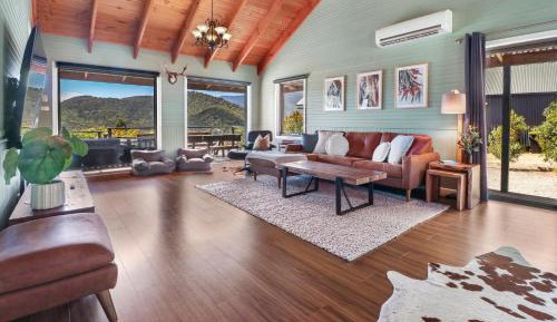 Four-Bedroom Holiday Home