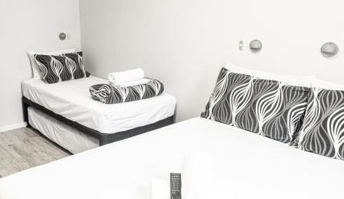 Double or Twin Room with Shared Bathroom
